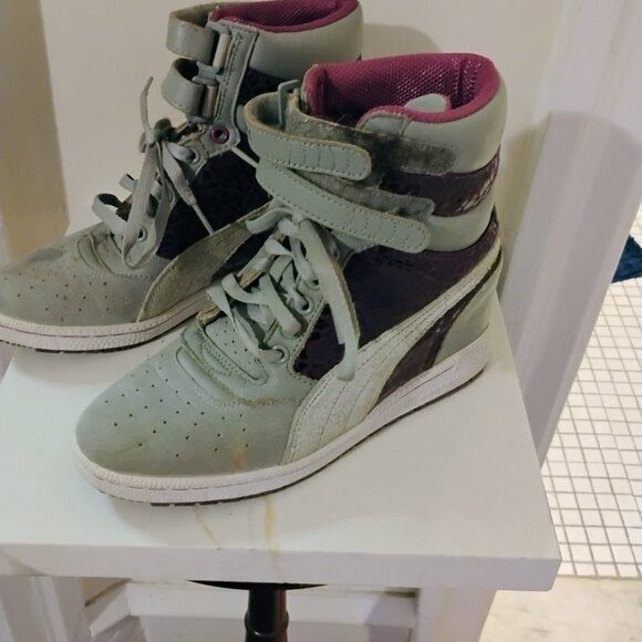 Women's Puma high top sneakers/grey and purple with velcro - Picture 3 of 6